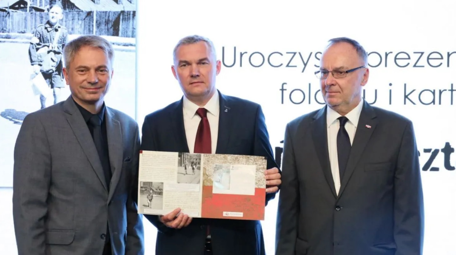  Poczta Polska: kartka pocztowa z okazji 79. rocznicy wybuchu Powstania Warszawskiego 