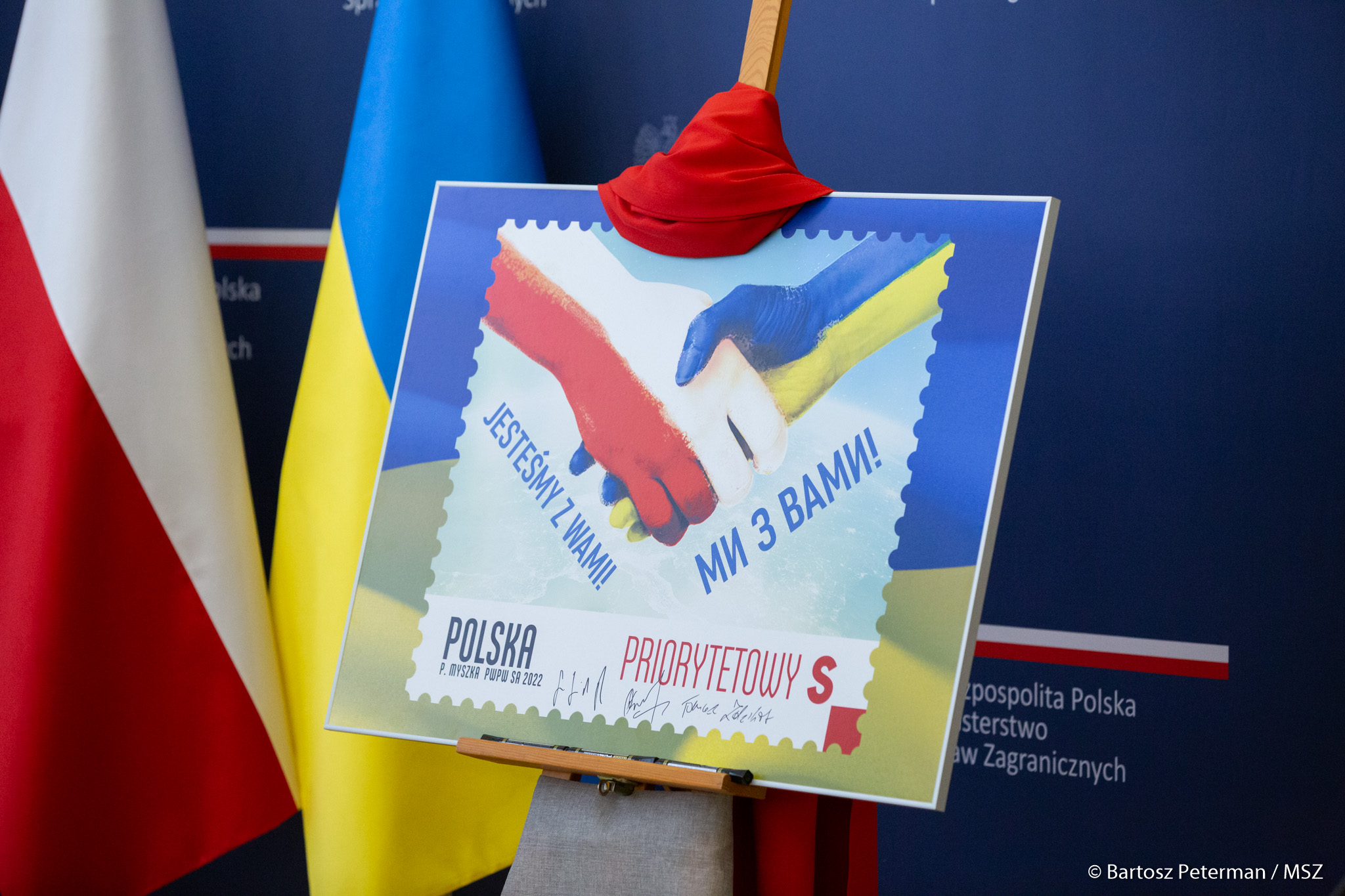  Jesteśmy z Wami! – specjalny znaczek wyrazem wsparcia dla Ukrainy 
