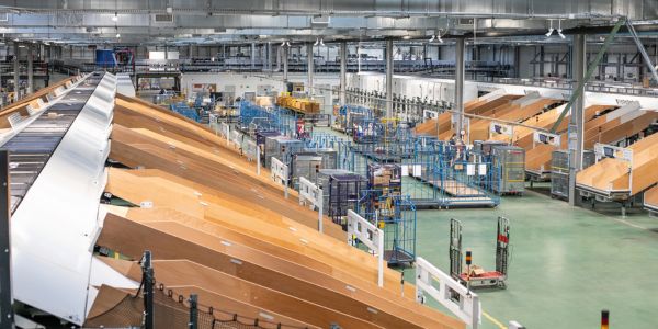  Wielka inwestycja Poczty w Lublinie zrealizowana. Nowoczesny sorter paczkowy za 50 mln zł przyspieszy obsługę przesyłek 