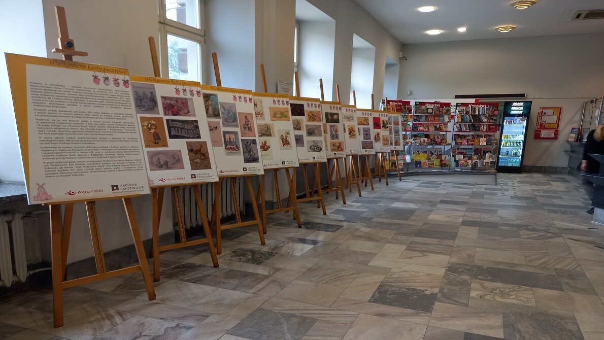  Poczta Polska oraz Archiwum Państwowe w Łodzi zapraszają na wystawę archiwalnych – wielkanocnych kart pocztowych 