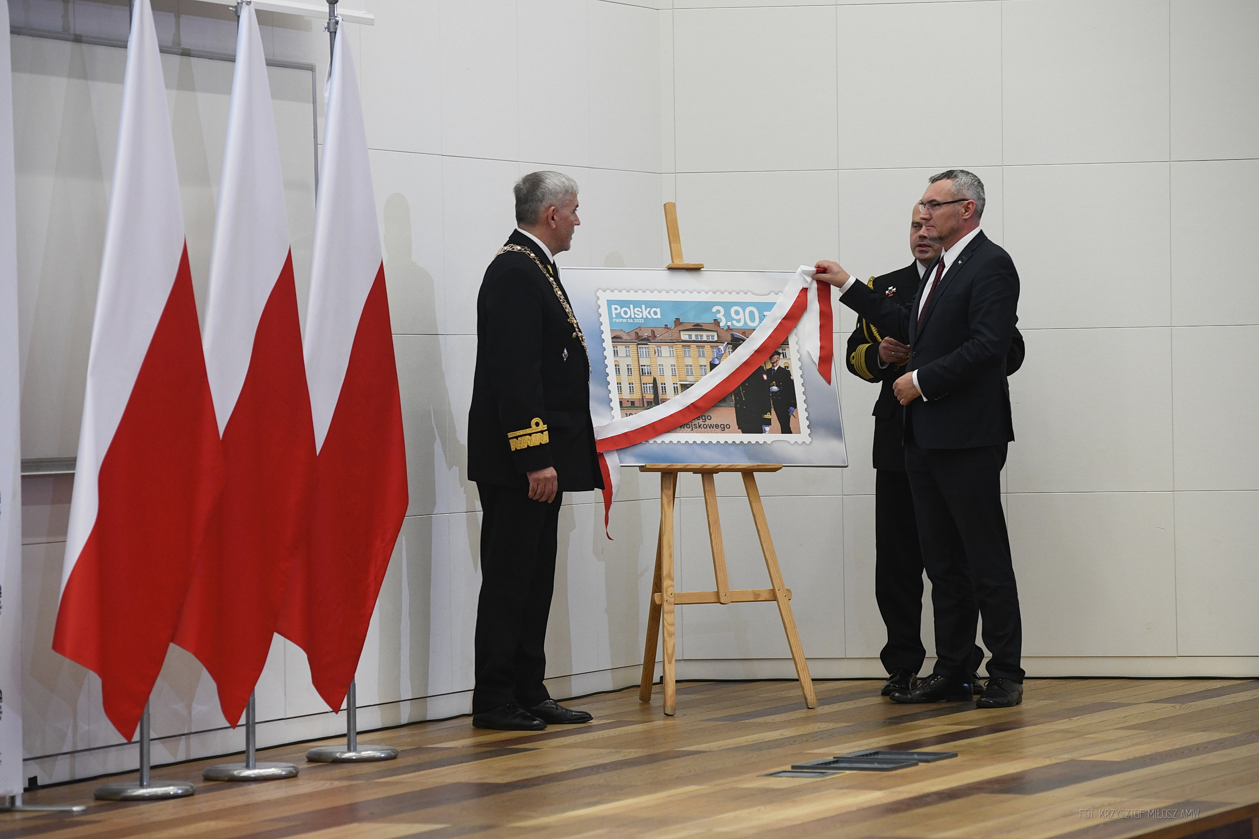  Poczta Polska zaprezentowała znaczek z okazji 100. rocznicy morskiego szkolnictwa wojskowego 